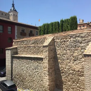 Alojamiento En El Centro De Toledo